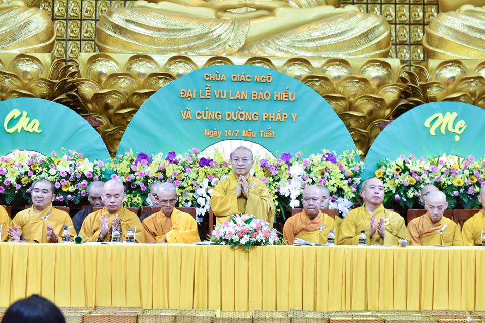 Đại lễ Vu Lan và cúng dường pháp y chùa Giác Ngộ (24-08-2018)