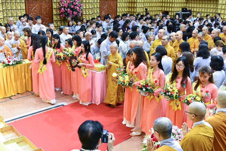 Đại lễ Vu Lan và cúng dường pháp y chùa Giác Ngộ (24-08-2018)