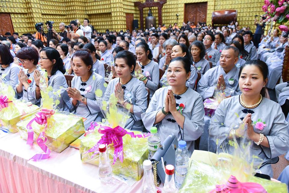 Đại lễ Vu Lan và cúng dường pháp y chùa Giác Ngộ (24-08-2018)