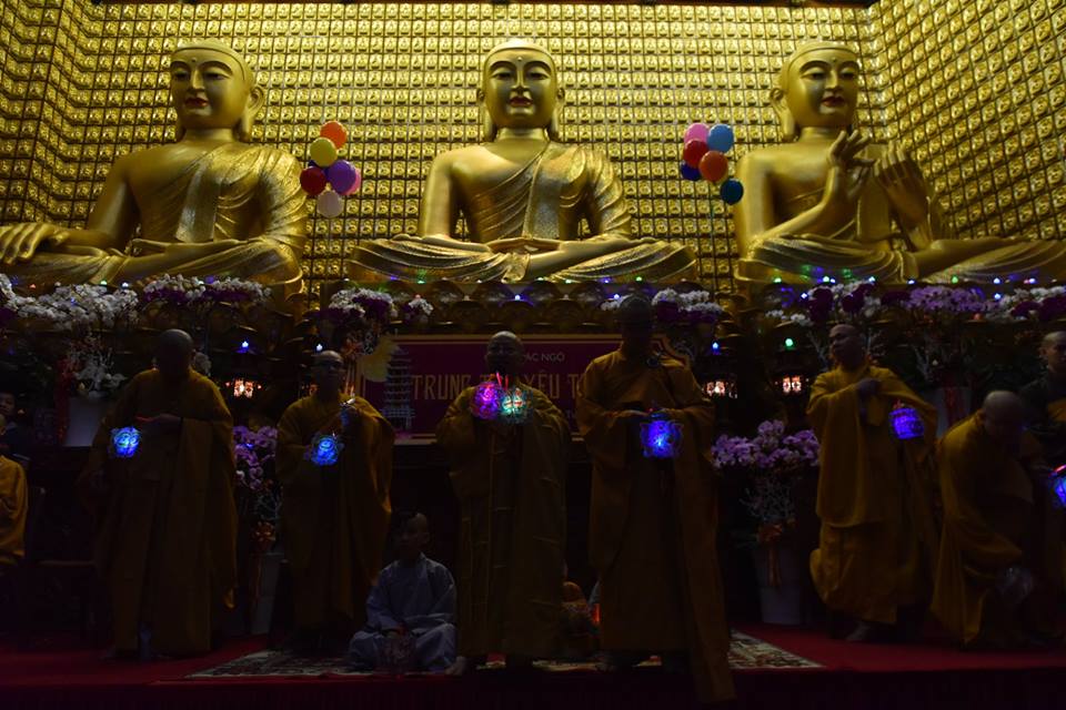 Đêm hội trăng rằm - Tết Trung Thu tại chùa Giác Ngộ với chủ đề: &quot; Trung Thu Yêu Thương&quot; (24/09/2018)