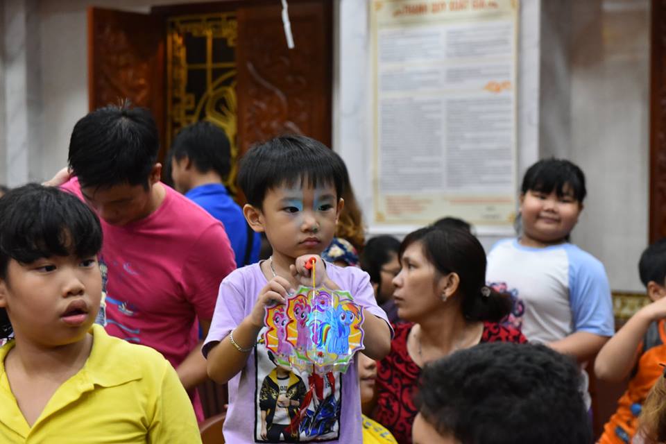 Đêm hội trăng rằm - Tết Trung Thu tại chùa Giác Ngộ với chủ đề: &quot; Trung Thu Yêu Thương&quot; (24/09/2018)