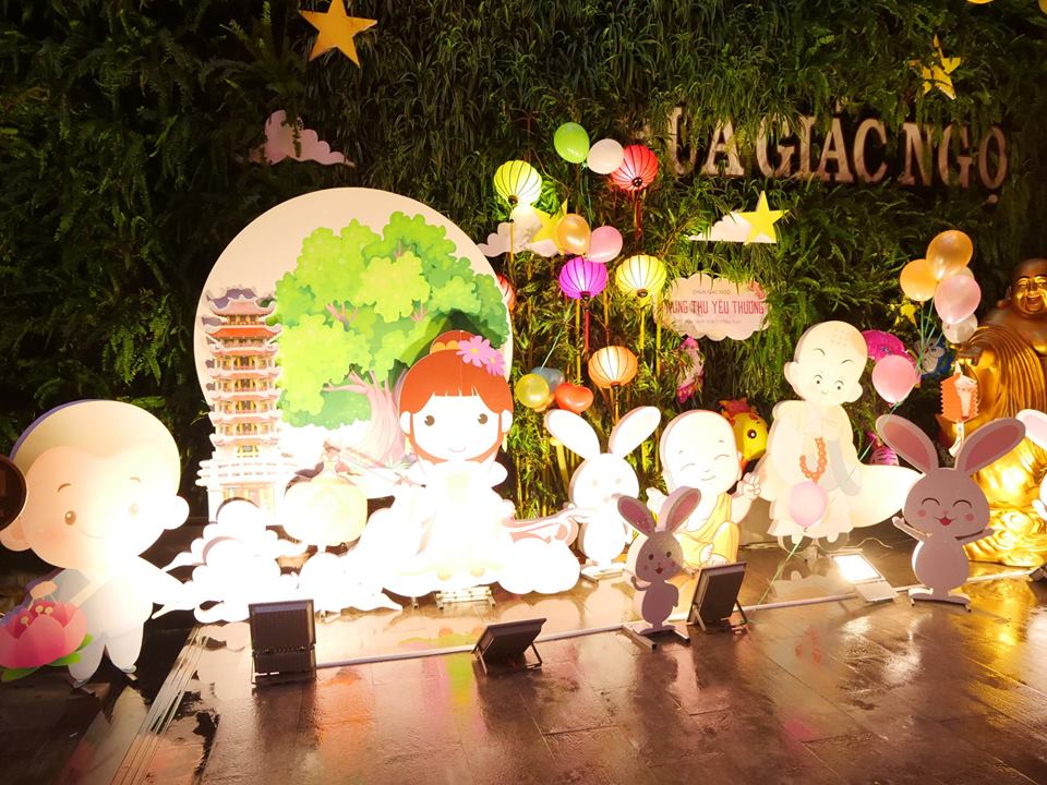 Đêm hội trăng rằm - Tết Trung Thu tại chùa Giác Ngộ với chủ đề: &quot; Trung Thu Yêu Thương&quot; (24/09/2018)