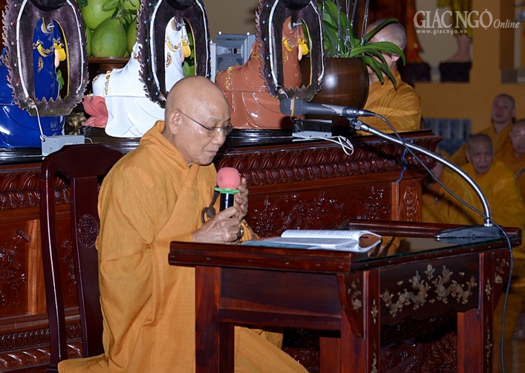 TP. HCM: Chư Tăng bố-tát, thính giới tại VNQT