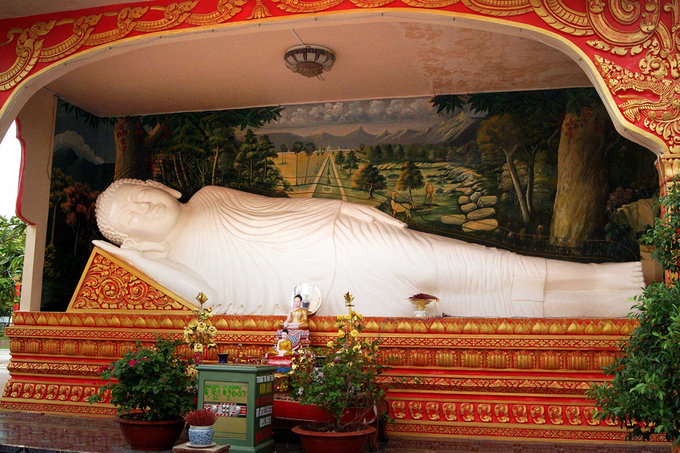 Ngôi chùa có kiến trúc Angkor ở Bạc Liêu