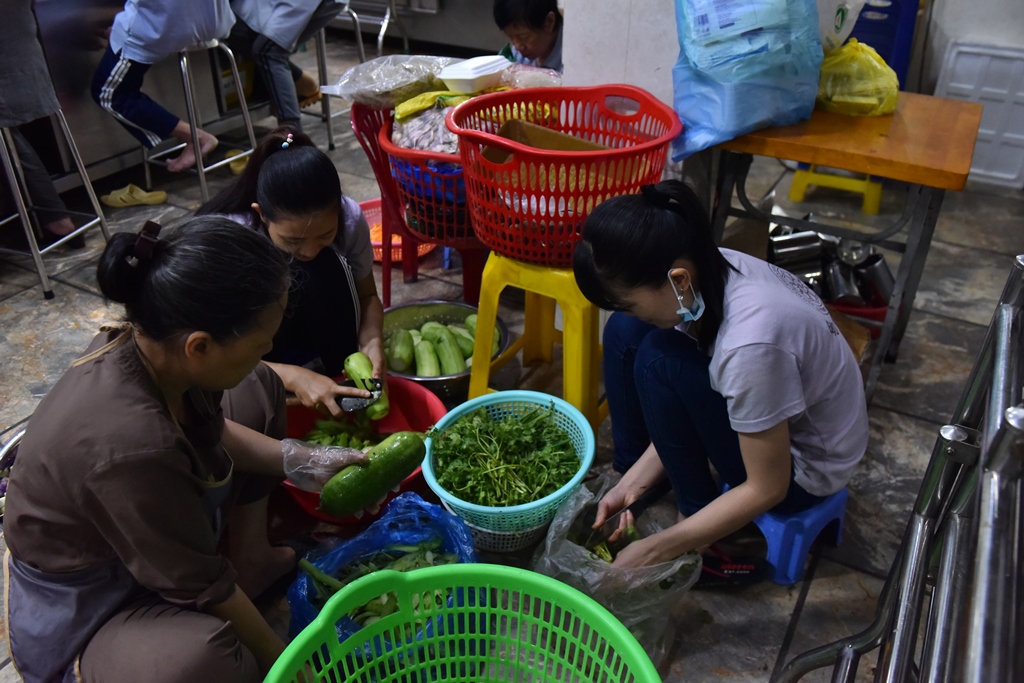 Chùa Giác Ngộ: Khoá tu Ngày An Lạc &amp; Tuổi Trẻ Hướng Phật - lần thứ 47 (24/06/2018) Vấn đáp Phật pháp - TT. Thích Nhật Từ