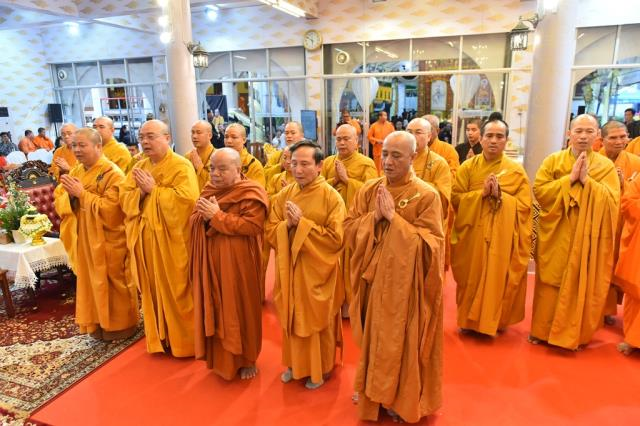 Đoàn GHPGVN dự lễ bách nhật HT.Thích Kính Chiếu