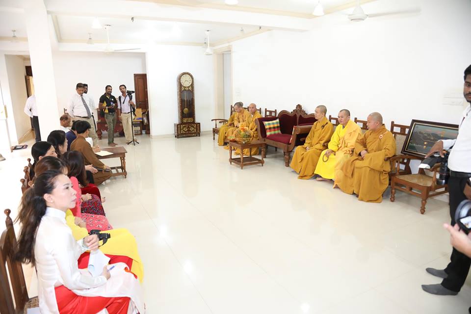 Lễ cung đón và trồng cây Bồ Đề từ Sri Lanka về Chùa Tam Chúc Hà Nam