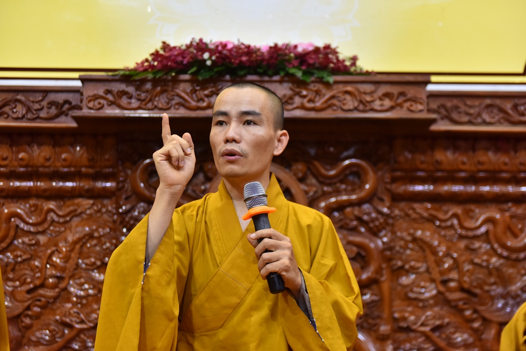 Chùa Giác Ngộ: Khoá tu Ngày An Lạc &amp; Tuổi Trẻ Hướng Phật - lần thứ 47 (24/06/2018) Vấn đáp Phật pháp - TT. Thích Nhật Từ
