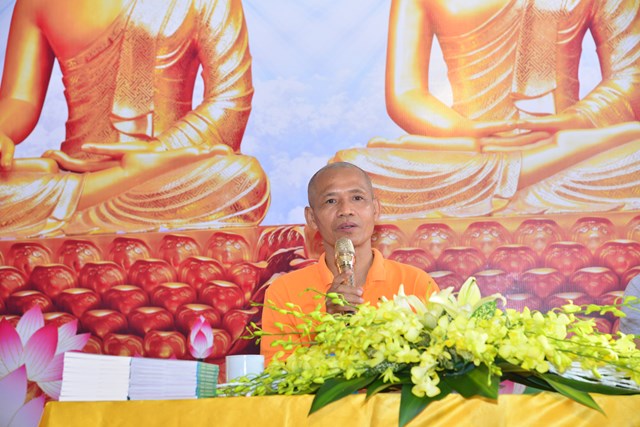 Hải Phòng: TS. Nguyễn Mạnh Hùng giao lưu tại khóa tu Tuổi trẻ hướng Phật