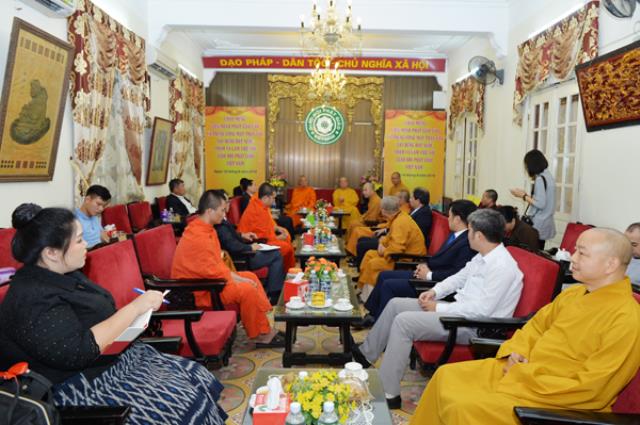 Đoàn Liên minh Phật giáo Lào thăm và làm việc với GHPGVN