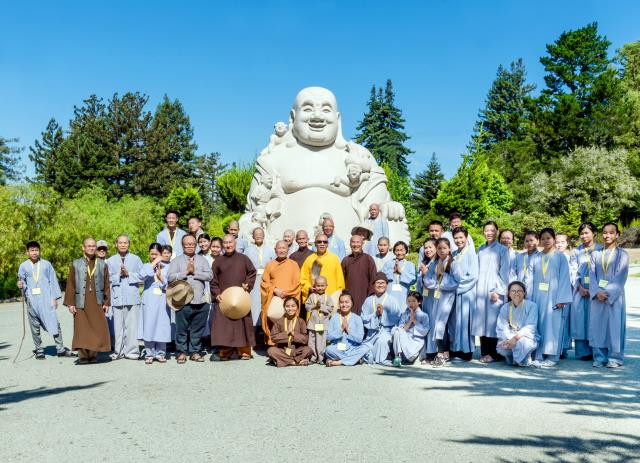 Tu viện Kim Sơn,California (Hoa Kỳ) trang nghiêm tổ chức lễ xuất gia gieo duyên 2018