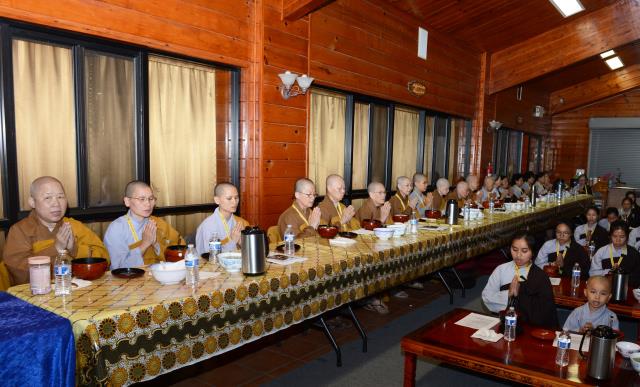 Tu viện Kim Sơn,California (Hoa Kỳ) trang nghiêm tổ chức lễ xuất gia gieo duyên 2018