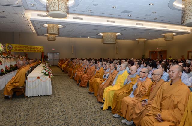 Khai Mạc Khóa Tu Học Phật Pháp Bắc Mỹ Lần 8  Tại Thành Phố Honolulu Xinh Đẹp
