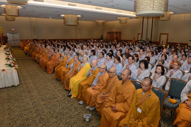 Khai Mạc Khóa Tu Học Phật Pháp Bắc Mỹ Lần 8  Tại Thành Phố Honolulu Xinh Đẹp