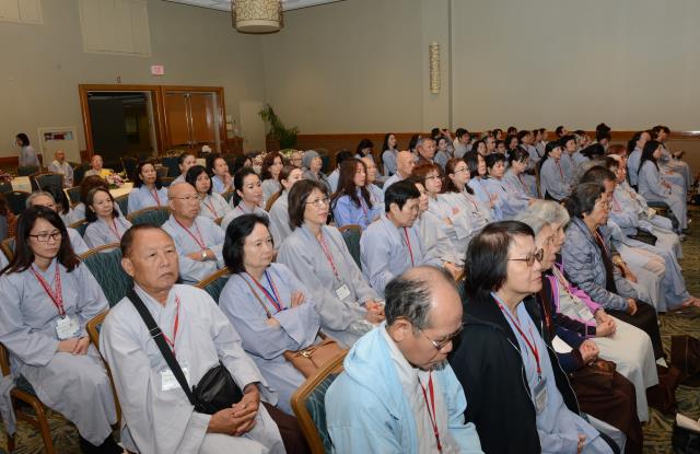 Khai Mạc Khóa Tu Học Phật Pháp Bắc Mỹ Lần 8  Tại Thành Phố Honolulu Xinh Đẹp