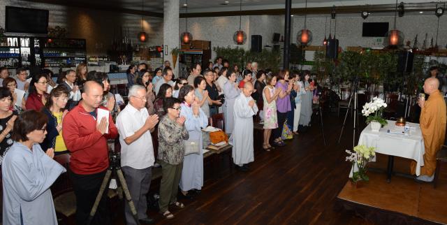 Hòa thượng Thích Thái Siêu thuyết giảng tại nhà hàng Saigon Kitchen, San Jose (Hoa Kỳ)