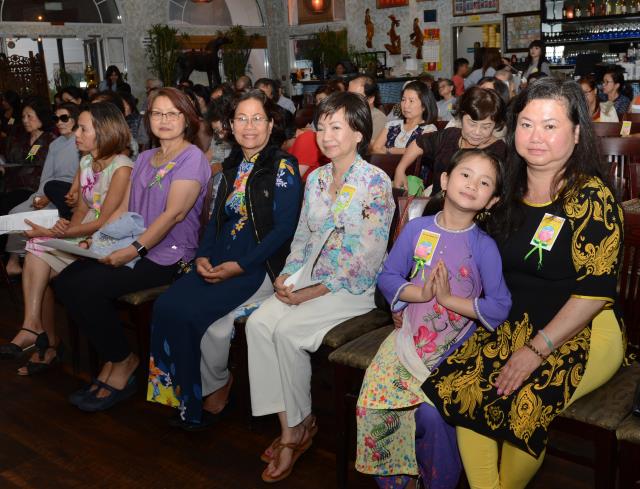 Hòa thượng Thích Thái Siêu thuyết giảng tại nhà hàng Saigon Kitchen, San Jose (Hoa Kỳ)