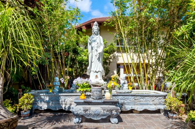 Trang nghiêm lễ an vị tôn tượng Bồ Tát Quán Thế Âm và Bồ Tát Di Lặc tại chùa Đức Viên,San Jose (Hoa Kỳ)