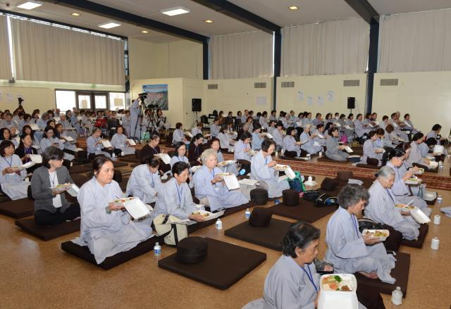 Khóa tu &quot;Góp nhặt hương thiền&quot; do thiền viện Trúc Lâm Đại Đăng (Hoa Kỳ) tổ chức tại San Jose 2018