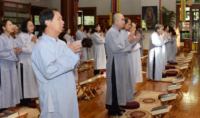 Trang nghiêm lễ an vị tôn tượng Bồ Tát Quán Thế Âm và Bồ Tát Di Lặc tại chùa Đức Viên,San Jose (Hoa Kỳ)