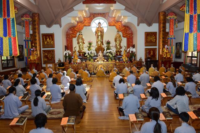 Trang nghiêm lễ an vị tôn tượng Bồ Tát Quán Thế Âm và Bồ Tát Di Lặc tại chùa Đức Viên,San Jose (Hoa Kỳ)