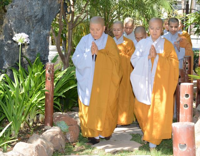 Trang nghiêm lễ an vị tôn tượng Bồ Tát Quán Thế Âm và Bồ Tát Di Lặc tại chùa Đức Viên,San Jose (Hoa Kỳ)