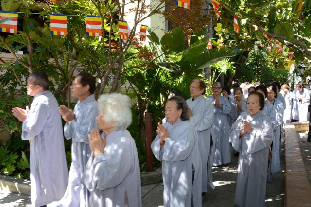 Trang nghiêm lễ an vị tôn tượng Bồ Tát Quán Thế Âm và Bồ Tát Di Lặc tại chùa Đức Viên,San Jose (Hoa Kỳ)