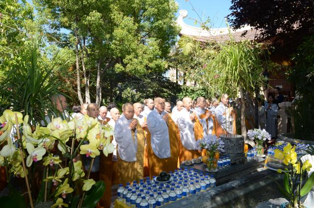 Trang nghiêm lễ an vị tôn tượng Bồ Tát Quán Thế Âm và Bồ Tát Di Lặc tại chùa Đức Viên,San Jose (Hoa Kỳ)