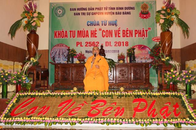 Xúc động đêm thắp nến tri ân tại khóa tu mùa hè “Đức Phật Trong Con” năm 2018