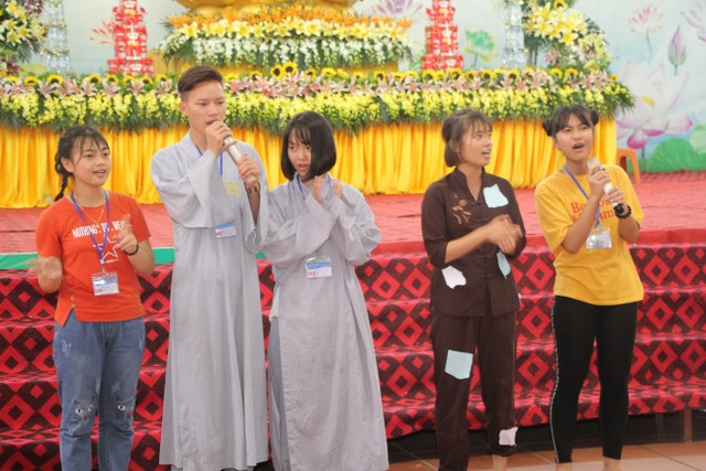 Khóa tu mùa hè: Hiểu về trái tim (chùa Từ Xuyên ngày thứ ba)