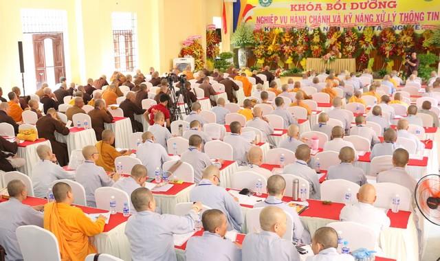 Bình Dương: Dấu ấn khóa bồi dưỡng nghiệp vụ hành chính và kỹ năng xử lý thông tin