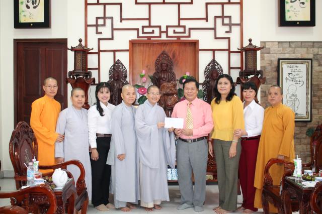 Bình Dương : Ban tôn giáo thăm Các Trường Hạ Tỉnh Bình Dương Nhân Mùa An Cư Kiết Hạ Pl. 2562