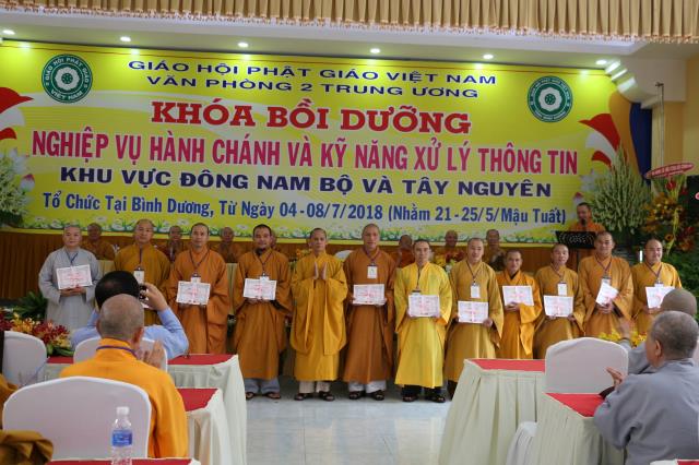 Bình Dương: Dấu ấn khóa bồi dưỡng nghiệp vụ hành chính và kỹ năng xử lý thông tin