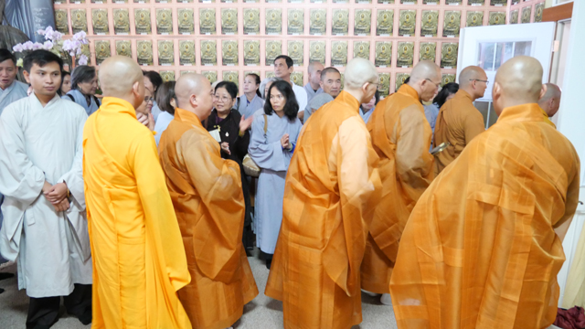 Khai mạc triển lãm ảnh thành tựu ngành Hoằng pháp