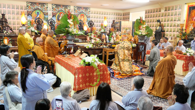 Khai mạc triển lãm ảnh thành tựu ngành Hoằng pháp