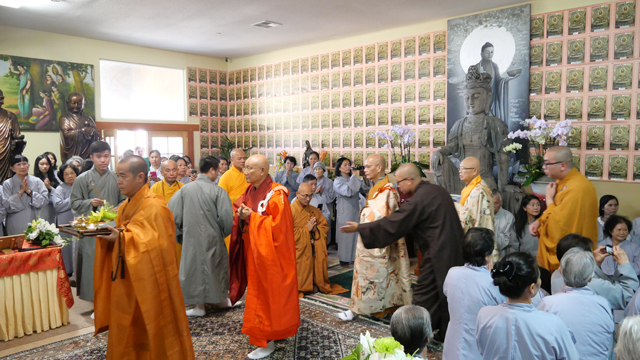 Khai mạc triển lãm ảnh thành tựu ngành Hoằng pháp