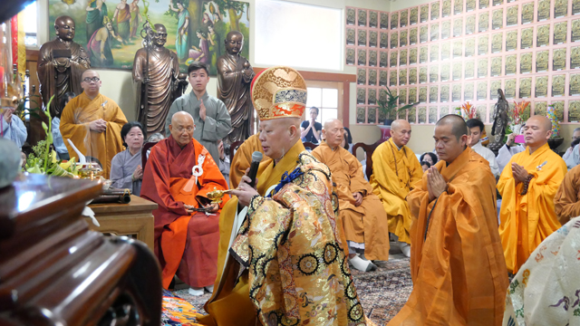 Khai mạc triển lãm ảnh thành tựu ngành Hoằng pháp