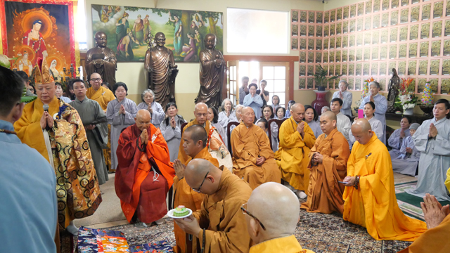 Khai mạc triển lãm ảnh thành tựu ngành Hoằng pháp