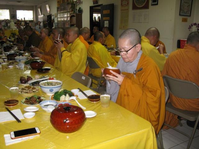 Pháp hỷ sung mãn tại trường hạ chùa Quang Minh - PL. 2562