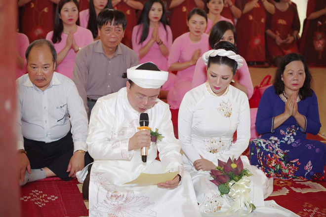 Hình ảnh đẹp trong lễ Hằng Thuận của nữ ca sỹ và chồng Thứ trưởng