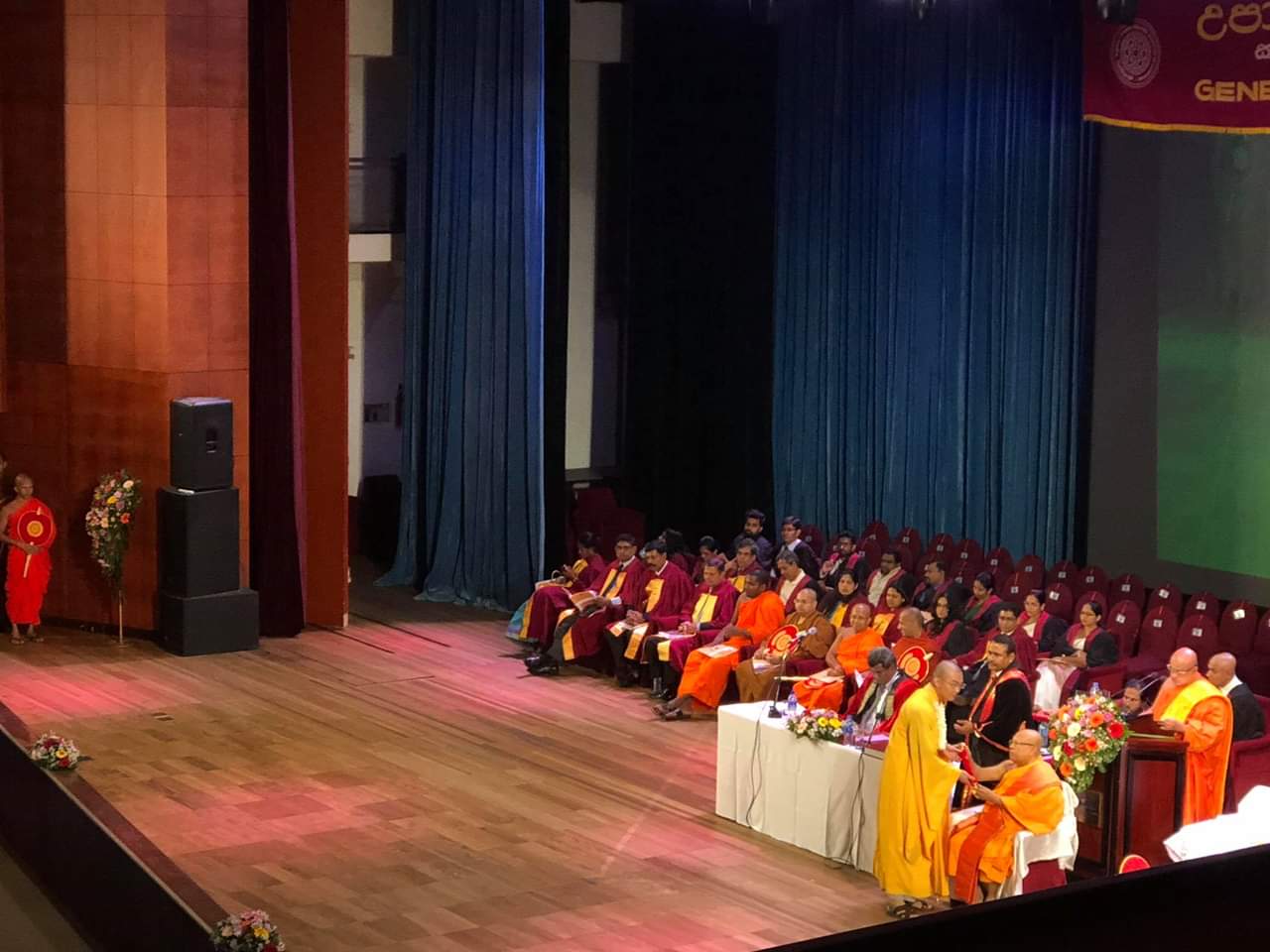 Tăng Ni sinh Việt Nam du học tại Sri Lanka tốt nghiệp các học phần Tiến Sĩ và Thạc Sĩ tại trường Đại Học Kelaniya