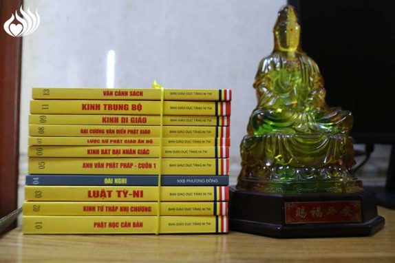 Tổng Kết Chương Trình  Ấn Tống Sách Giáo Khoa Cho 33 Trường Trung Cấp Phật Học - Gđ3 (C84-3)