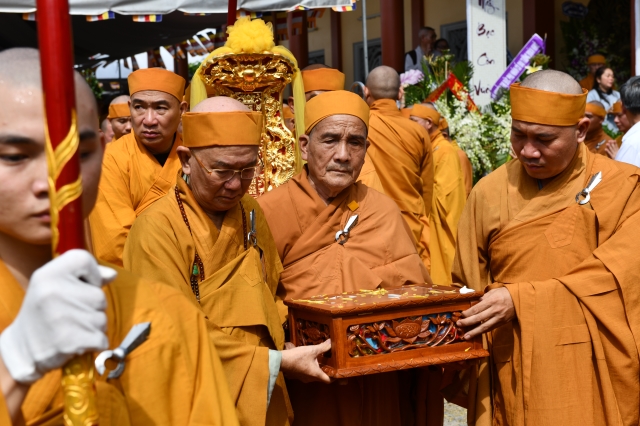 TP.HCM: Lễ Truy niệm, Phụng tống Kim quan HT. Thích Hiển Pháp trở về quê hương