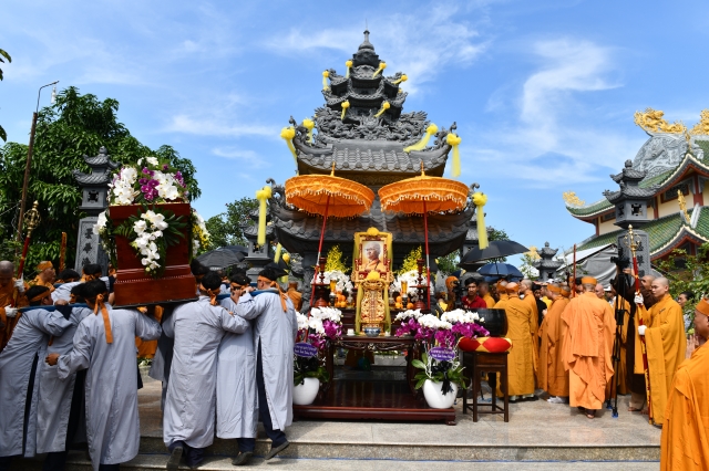 TP.HCM: Lễ Truy niệm, Phụng tống Kim quan HT. Thích Hiển Pháp trở về quê hương
