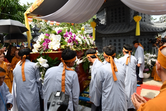 TP.HCM: Lễ Truy niệm, Phụng tống Kim quan HT. Thích Hiển Pháp trở về quê hương
