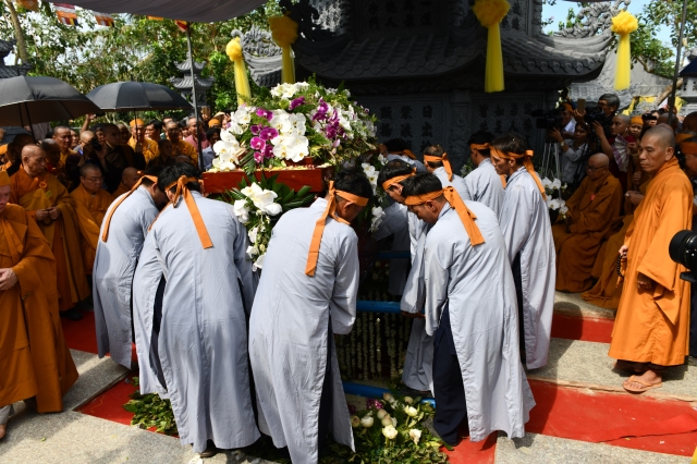 TP.HCM: Lễ Truy niệm, Phụng tống Kim quan HT. Thích Hiển Pháp trở về quê hương