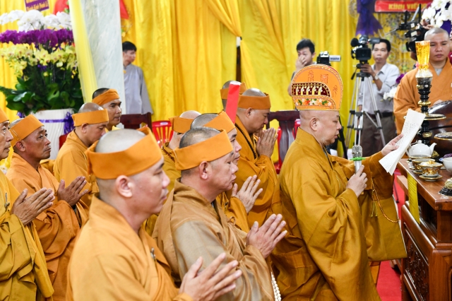 TP.HCM: Lễ Truy niệm, Phụng tống Kim quan HT. Thích Hiển Pháp trở về quê hương