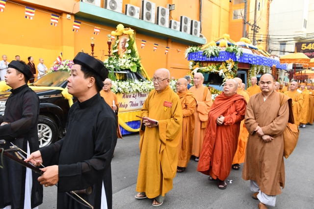 TP.HCM: Lễ Truy niệm, Phụng tống Kim quan HT. Thích Hiển Pháp trở về quê hương