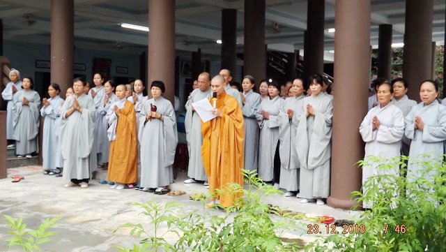 Khánh hòa: Chùa Linh Sơn Pháp Ấn tổ chức lễ vía Phật A Di Đà.