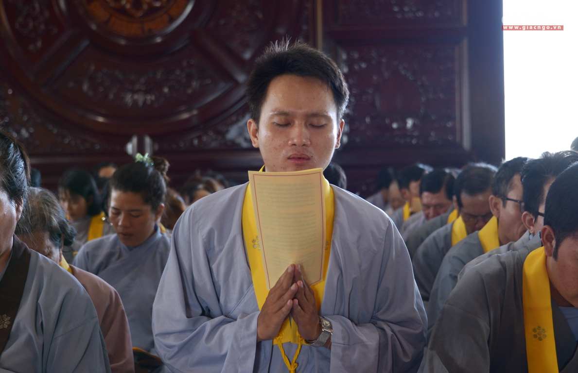 Trang nghiêm khai đàn Pháp hội Dược Sư tại chùa Huê Nghiêm